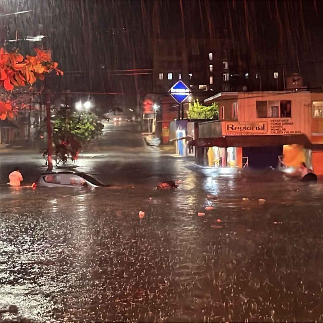 Afectaciones Lluvia Inundaciones Coatzacoalcos Veracruz Hoy Autos Bajo el Agua Granizo Moloacán