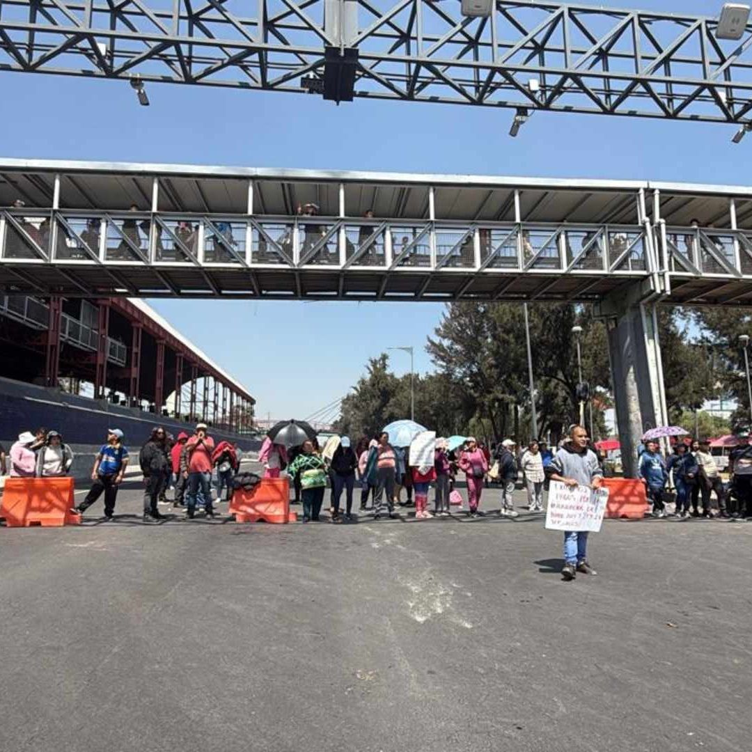 Bloqueo en Calzada Zaragoza hoy, 18 de marzo de 2026