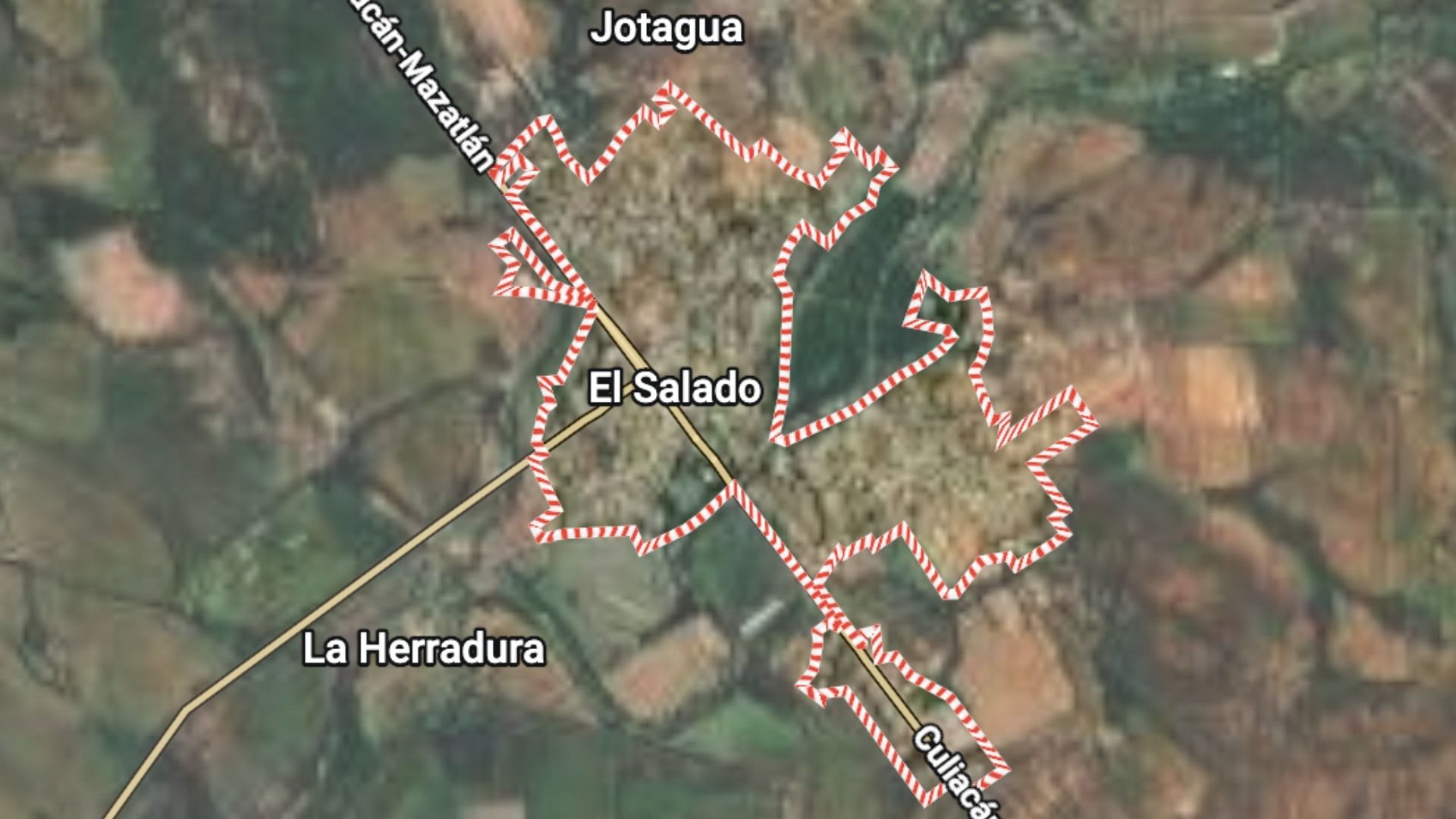 Despliegan Intenso Operativo Aéreo y Terrestre en El Álamo, Culiacán; Reportan Detonaciones