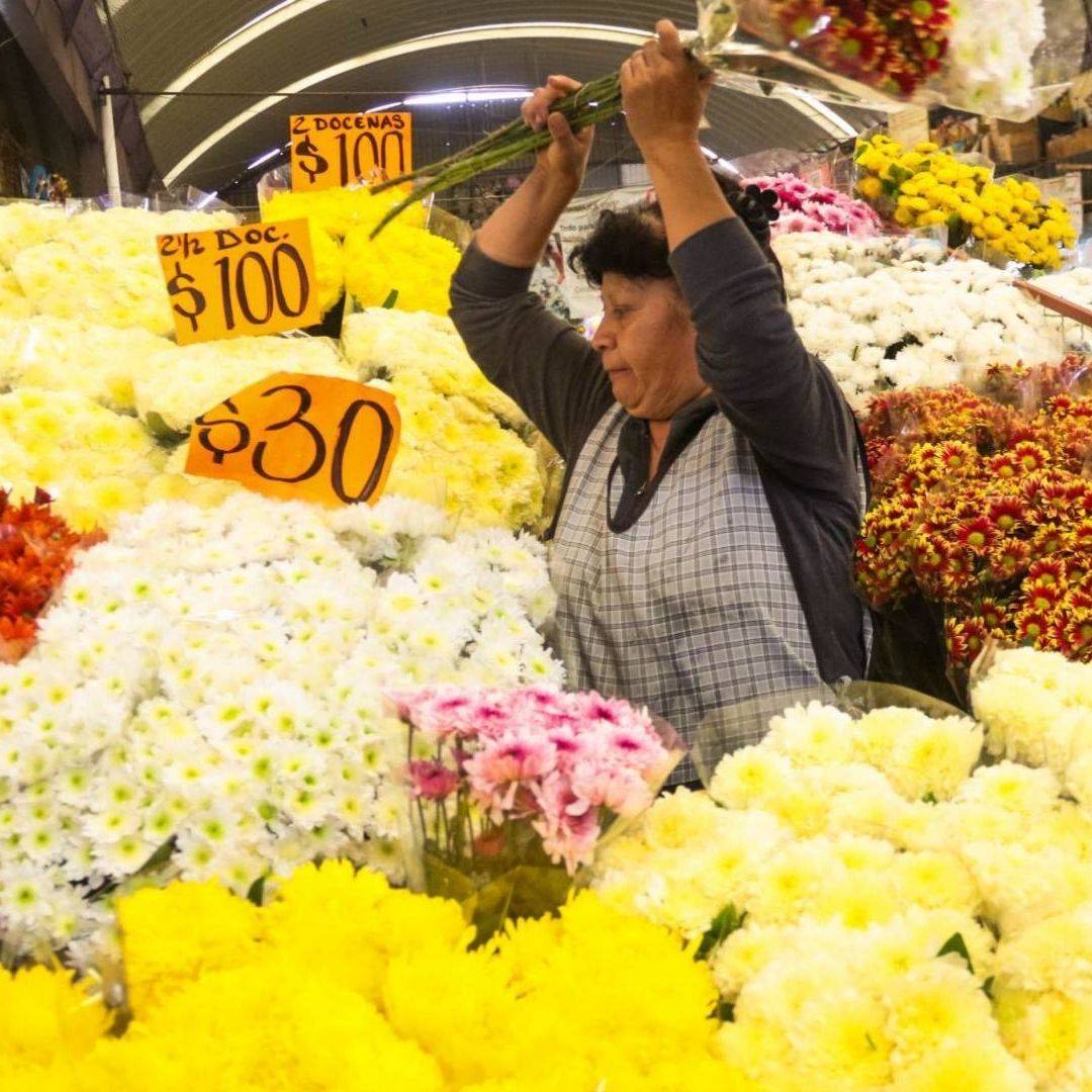 Hoy se regalan las flores amarilla por qué se dan el 21 de marzo 2026 en México a quiénes les mandan rosas