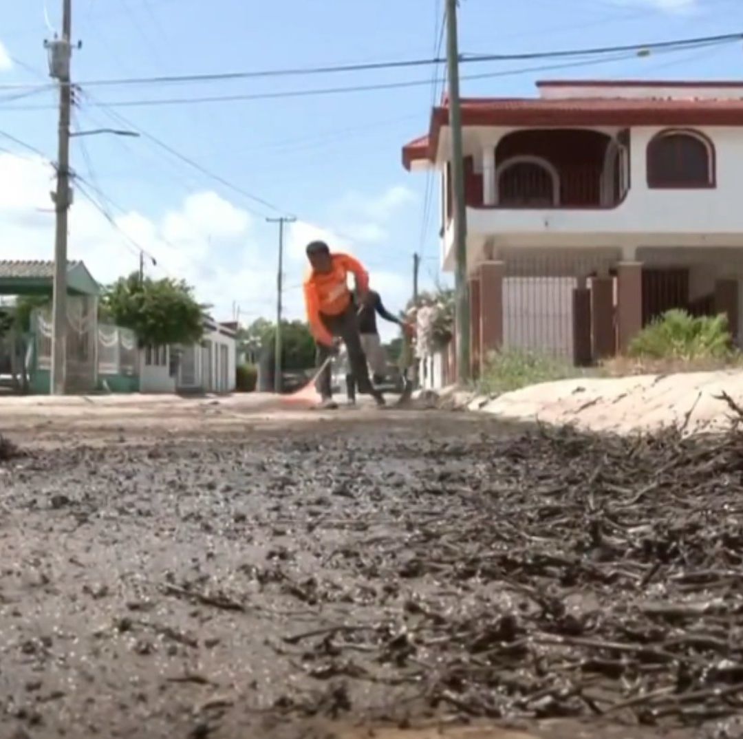 Habitantes de Colonias Aledañas a Refinería de Dos Bocas Temen una Nueva Tragedia