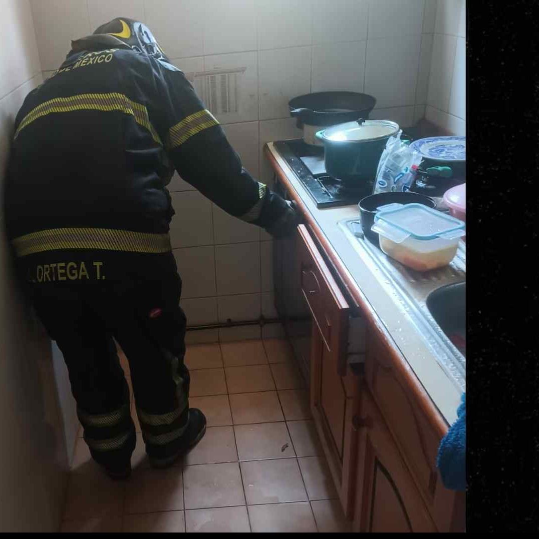 Fuga de gas en departamento. Foto: Bomberos CDMX