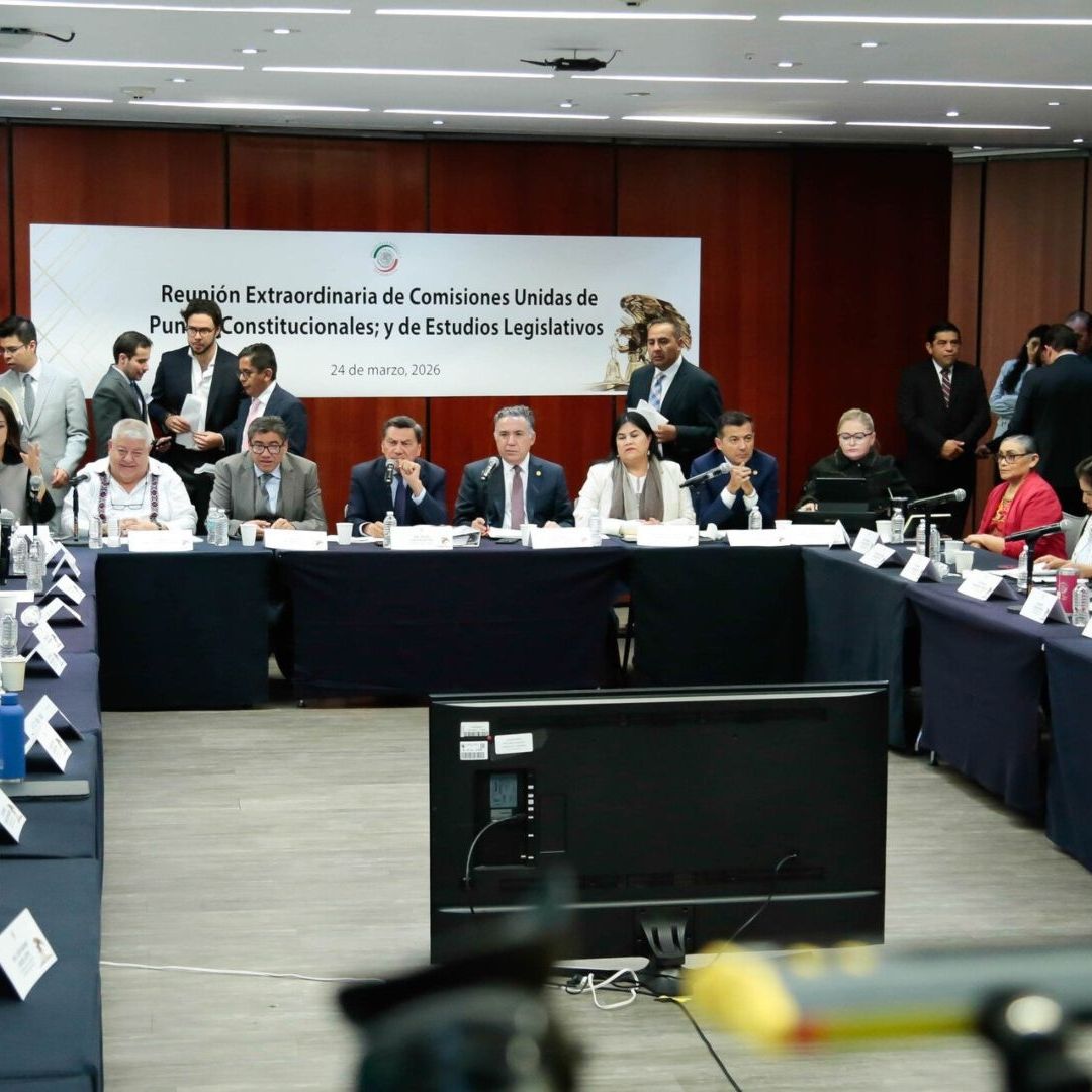 La sesión arrancó a las 14:00 horas y cerró a las 17:07.