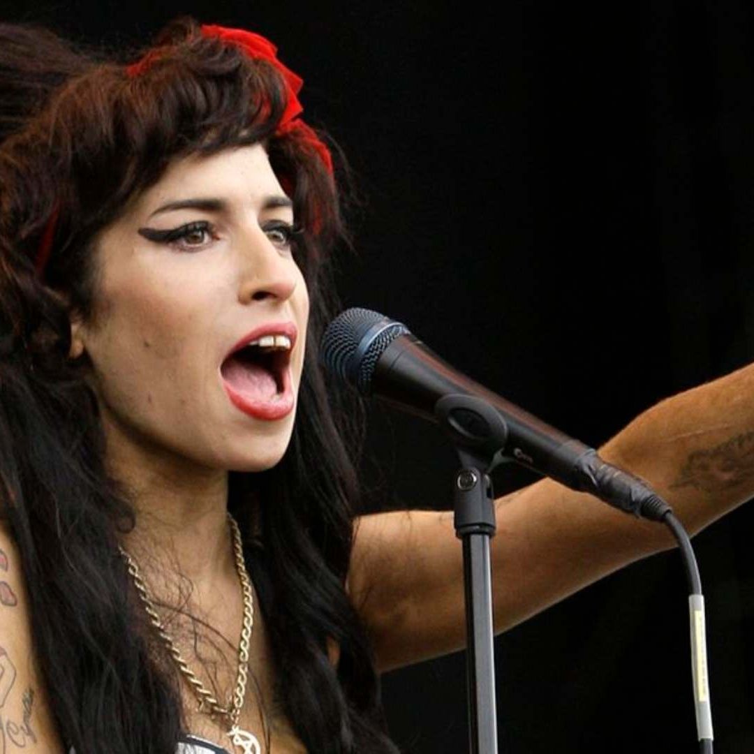 Libro con Apuntes Personales y Diarios de Amy Winehouse Saldrá a la Venta