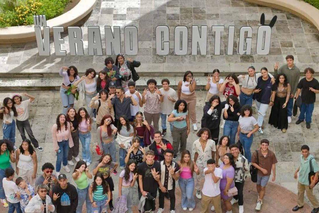 La Fundación Good Bunny, de Bad Bunny, lanzó el proyecto "Un Verano Contigo" para fomentar el arte, música y deporte en Puerto Rico