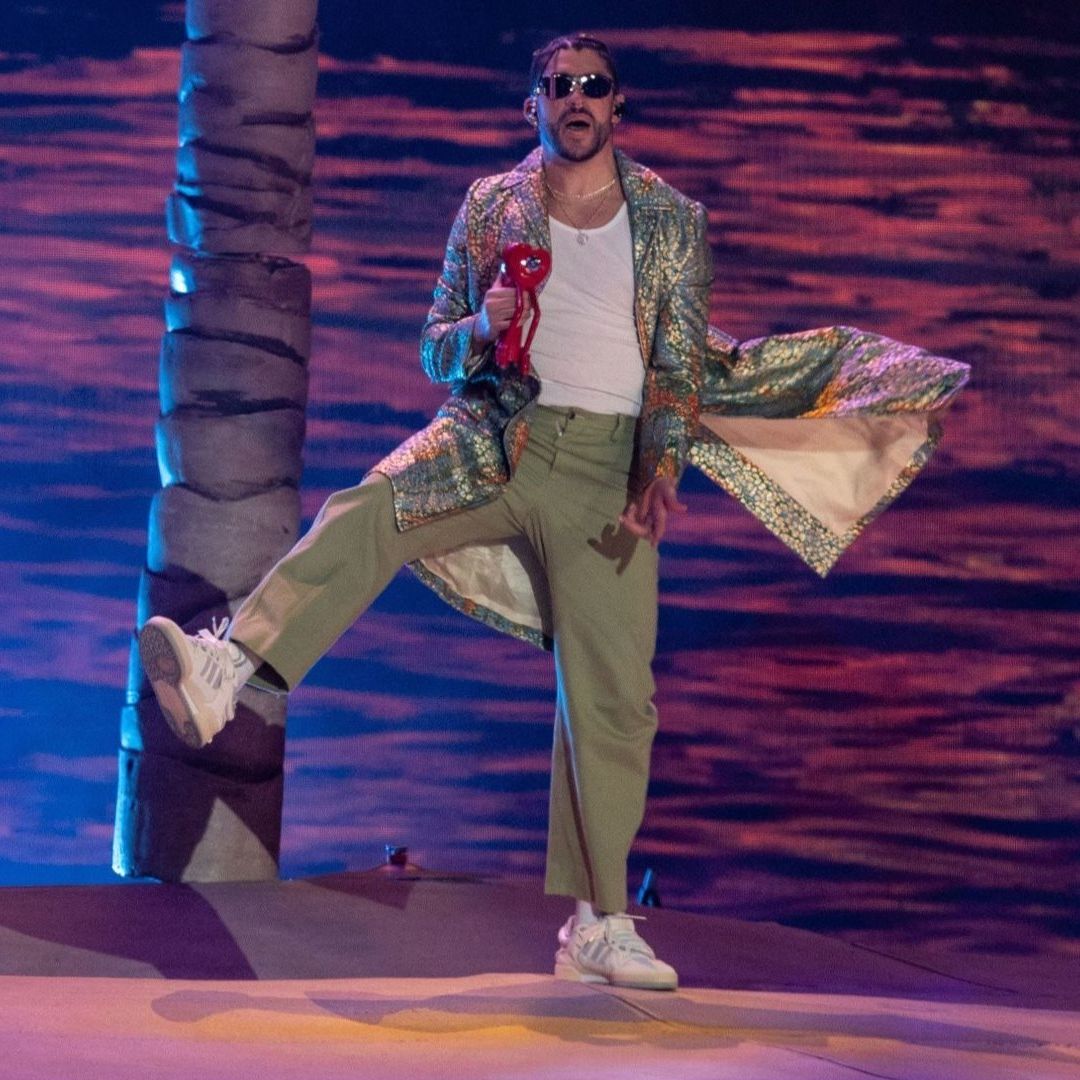 Bad Bunny Pide a Fanáticos No Emocionarse Tanto con Su Gira: "No Soy Taylor Swift"