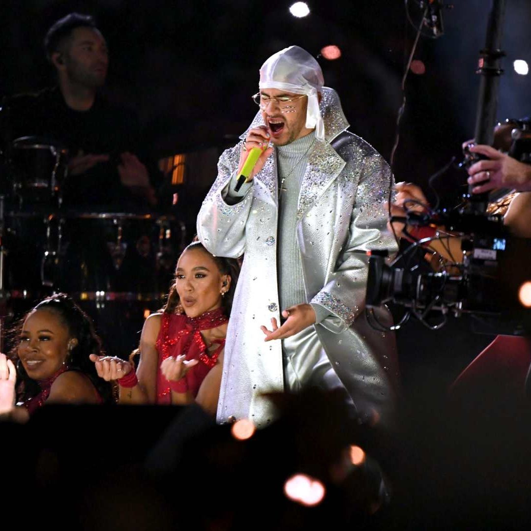 ¿A Qué Hora Es el Medio Tiempo del Super Bowl 2026? Así Será el Show Encabezado por Bad Bunny