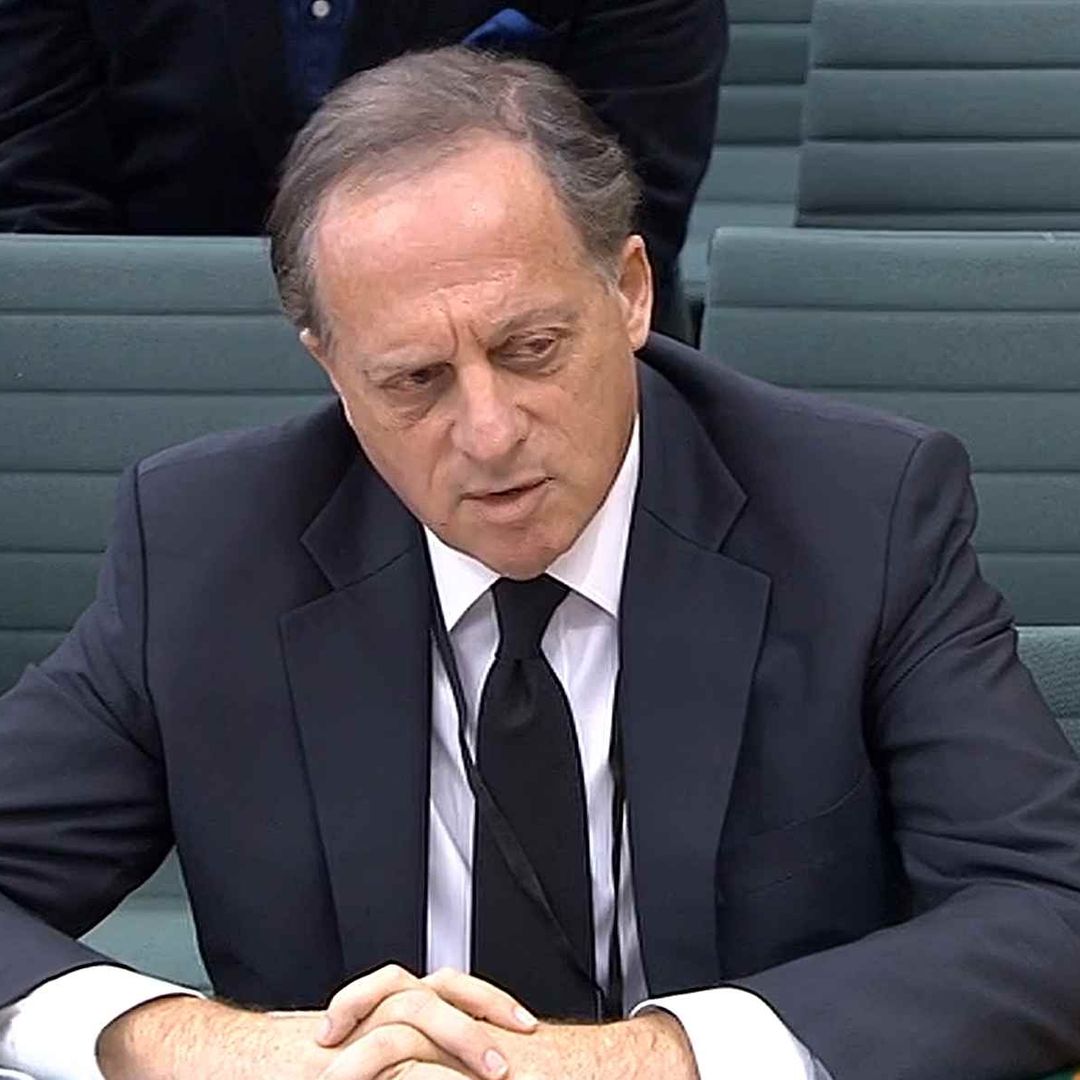 Presidente de la BBC Renuncia por Préstamo a Boris Johnson