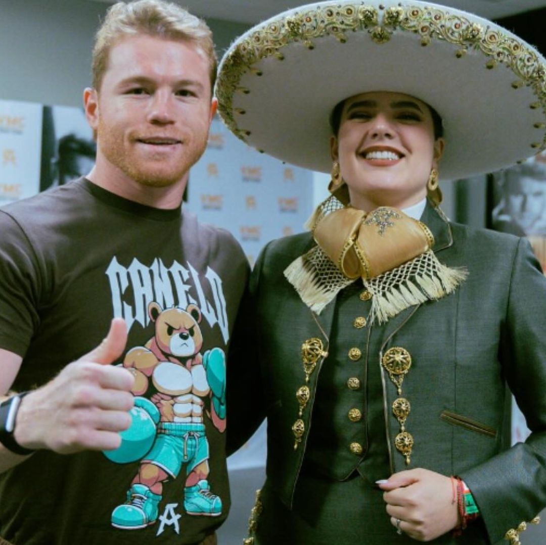 Camila Fernández Habla Sobre su Error al Cantar el Himno Nacional Durante la Pelea de 'Canelo'