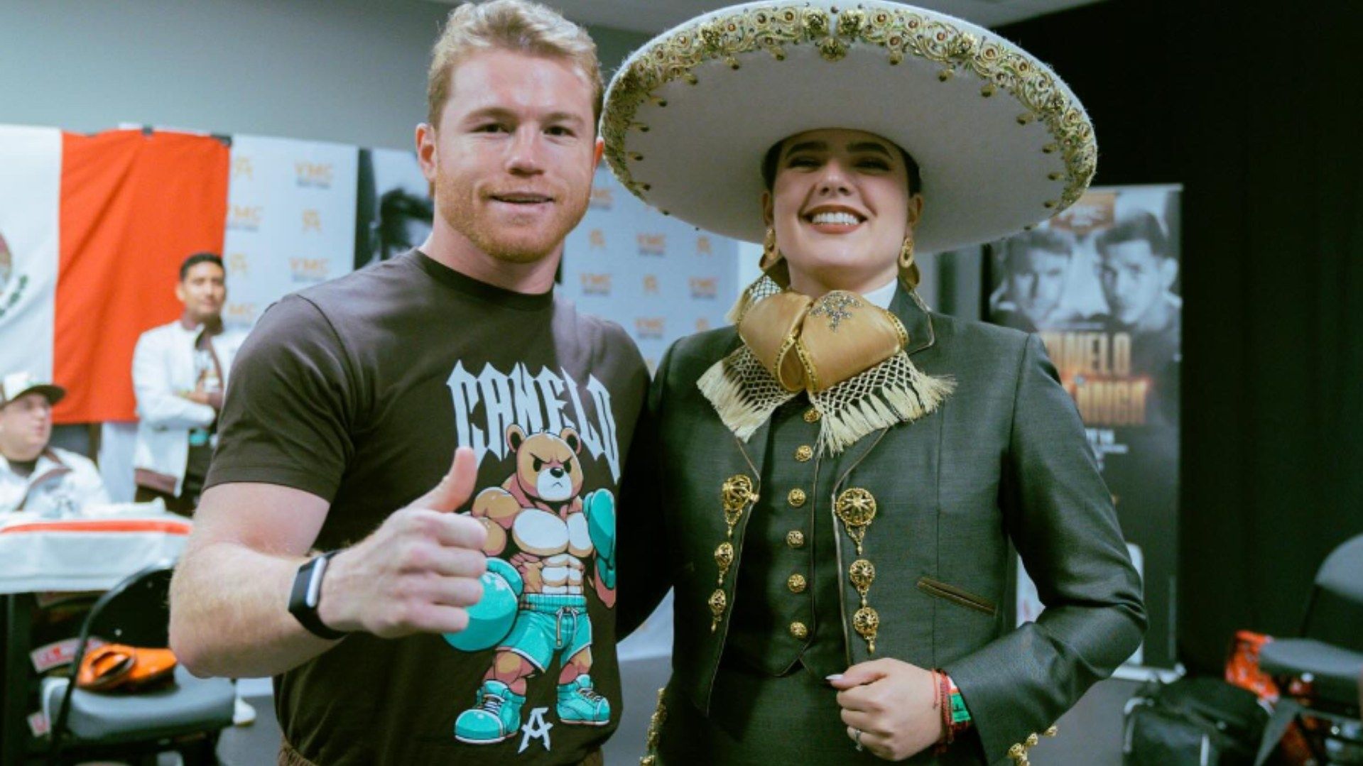 Camila Fernández Habla Sobre su Error al Cantar el Himno Nacional Durante la Pelea de 'Canelo'