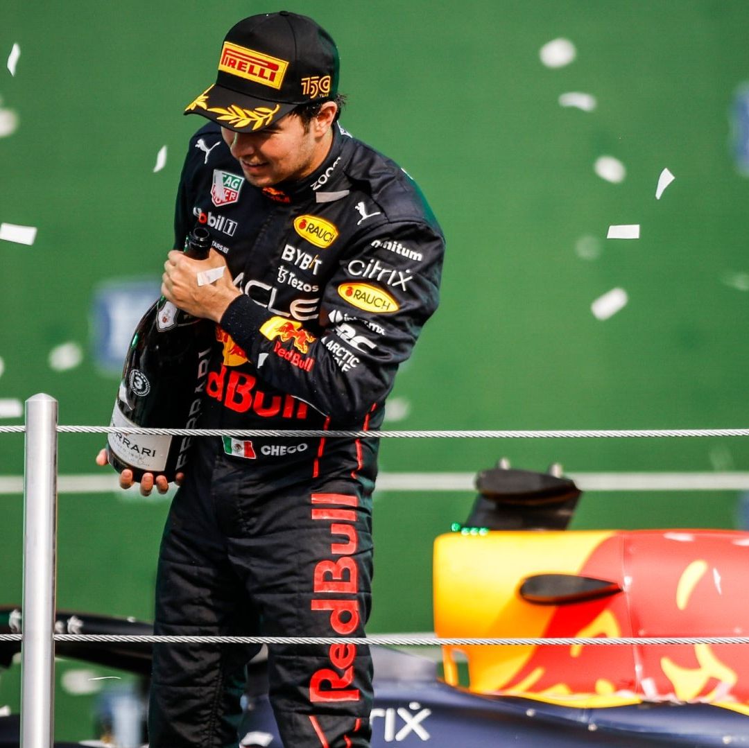 En 2022, Checo Pérez fue tercero en el Autódromo Hermanos Rodríguez detrás de Max Verstappen y Lewis Hamilton. Foto AP