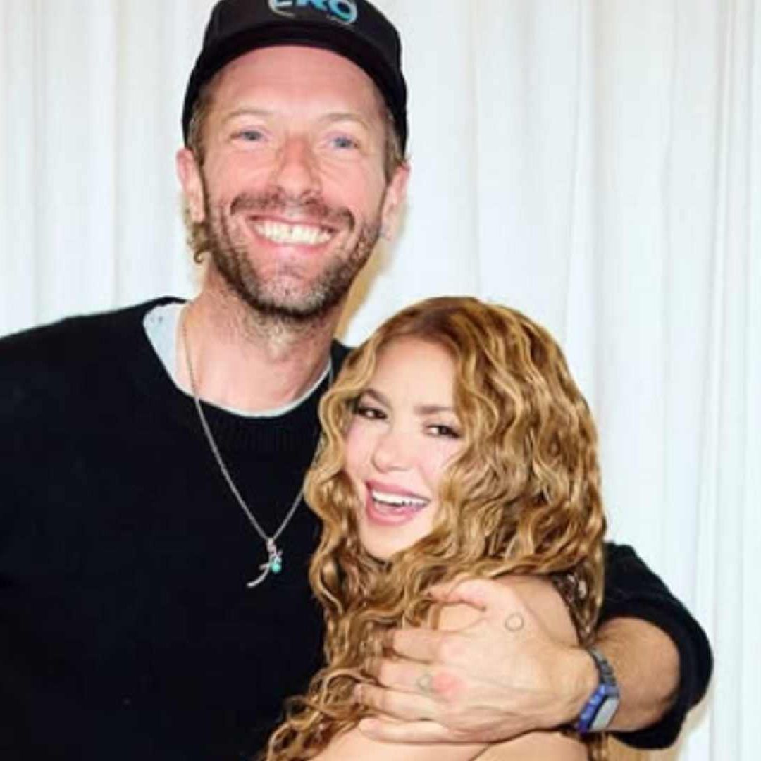 Shakira Dedica Canción Especial a Chis Martin