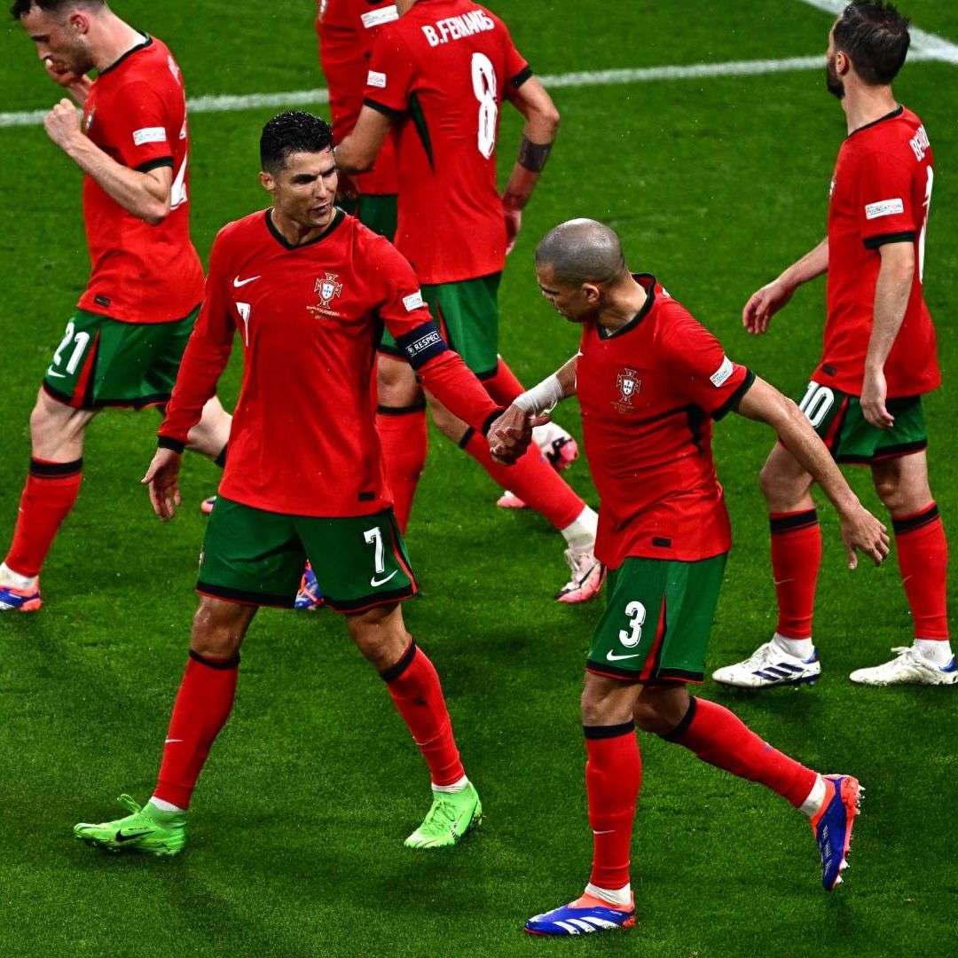 Ronaldo y Pepe son los jugadores más veteranos en participar en una Eurocopa. Foto AFP