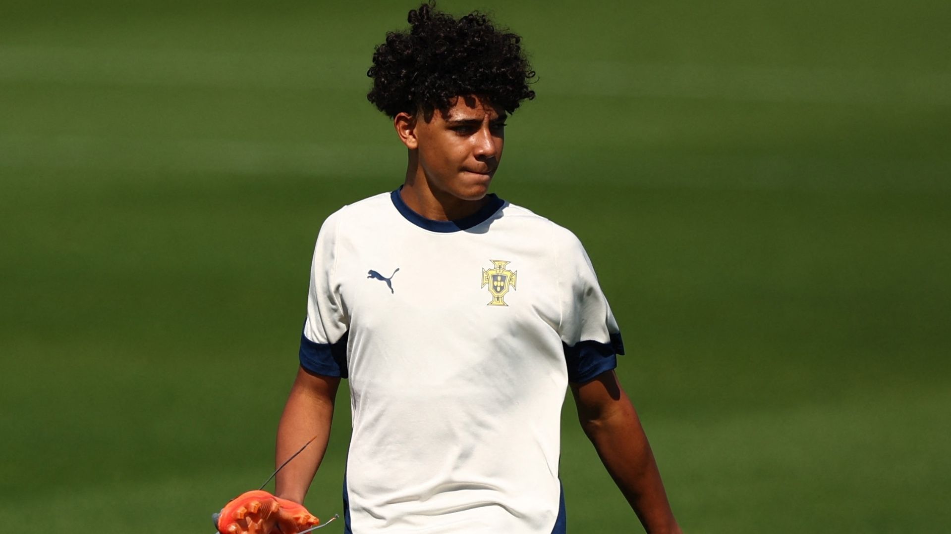 Cristiano Ronaldo Jr. Sigue Los Pasos de su Padre; Jugará Torneo Internacional con Portugal