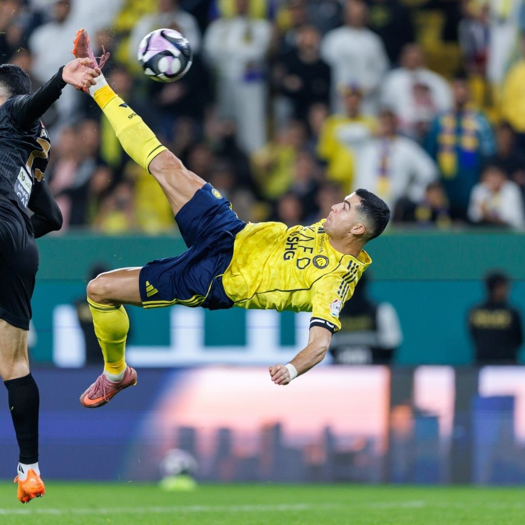Cristiano Ronaldo le Da la Victoria a Al Nassr Con Golazo de Chilena