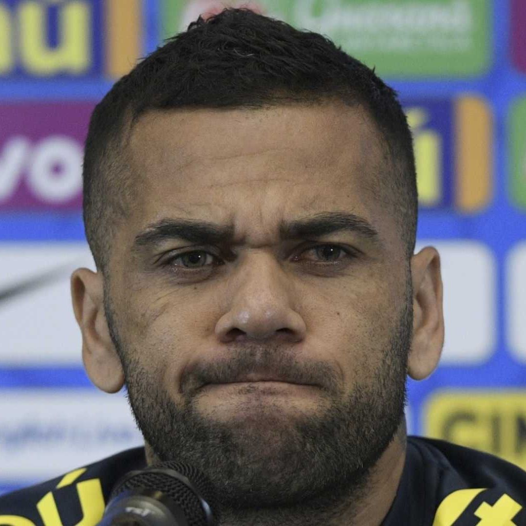 Tribunal catalán ratifica mantener en prisión a Dani Alves