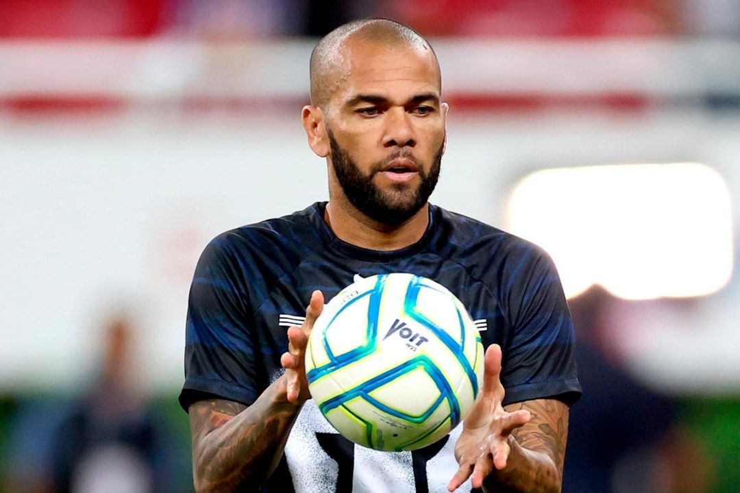 Hijos del futbolista Dani Alves estudiarán en Barcelona, así lo informaron sus abogados