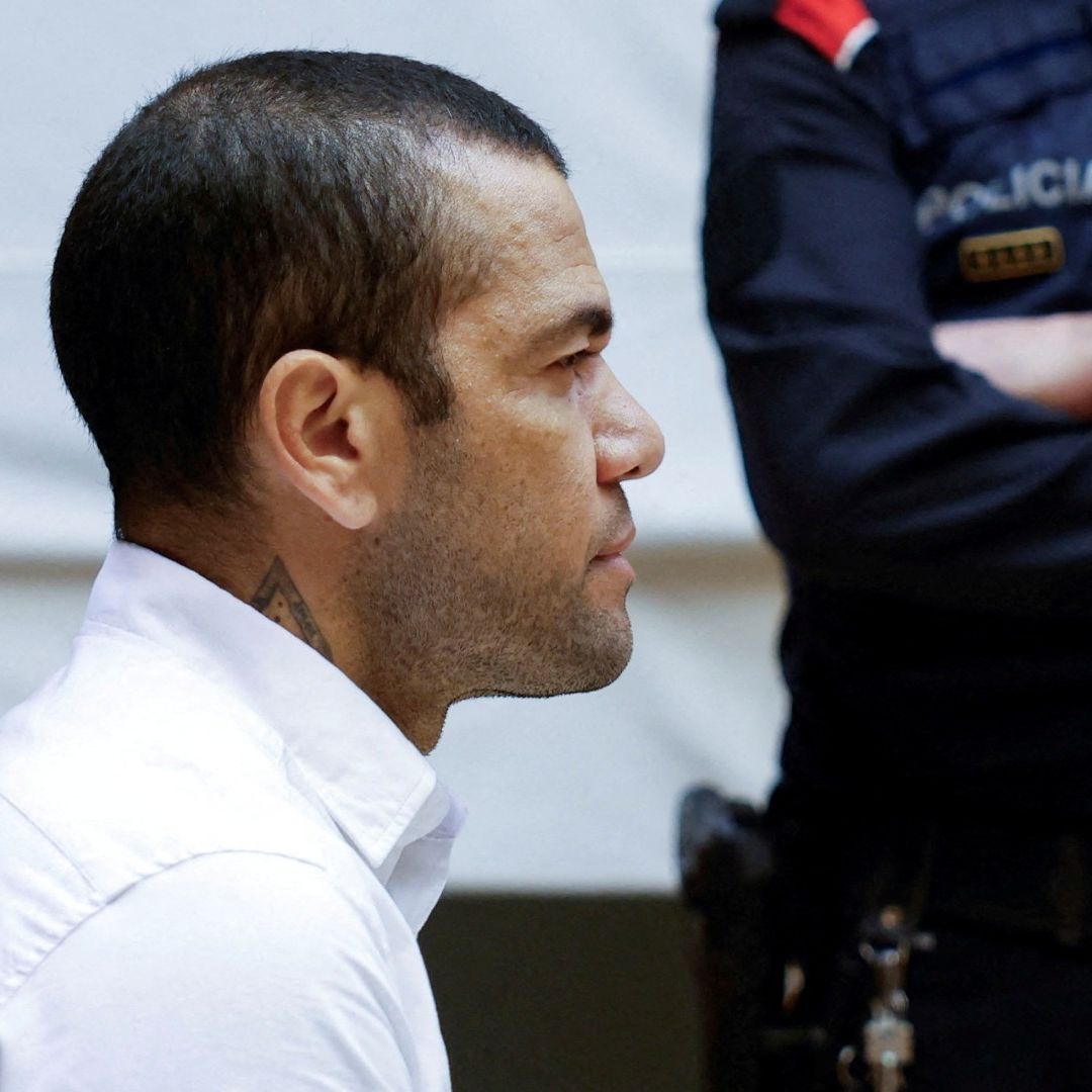 Dani Alves fue sentenciado a 4 años y medio de prisión