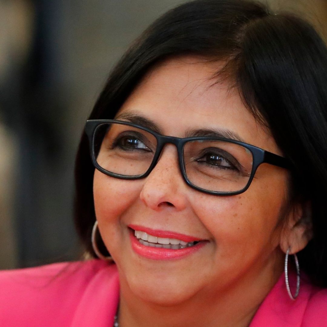 La presidenta encargada de Venezuela dice que preservará revolución bolivariana.