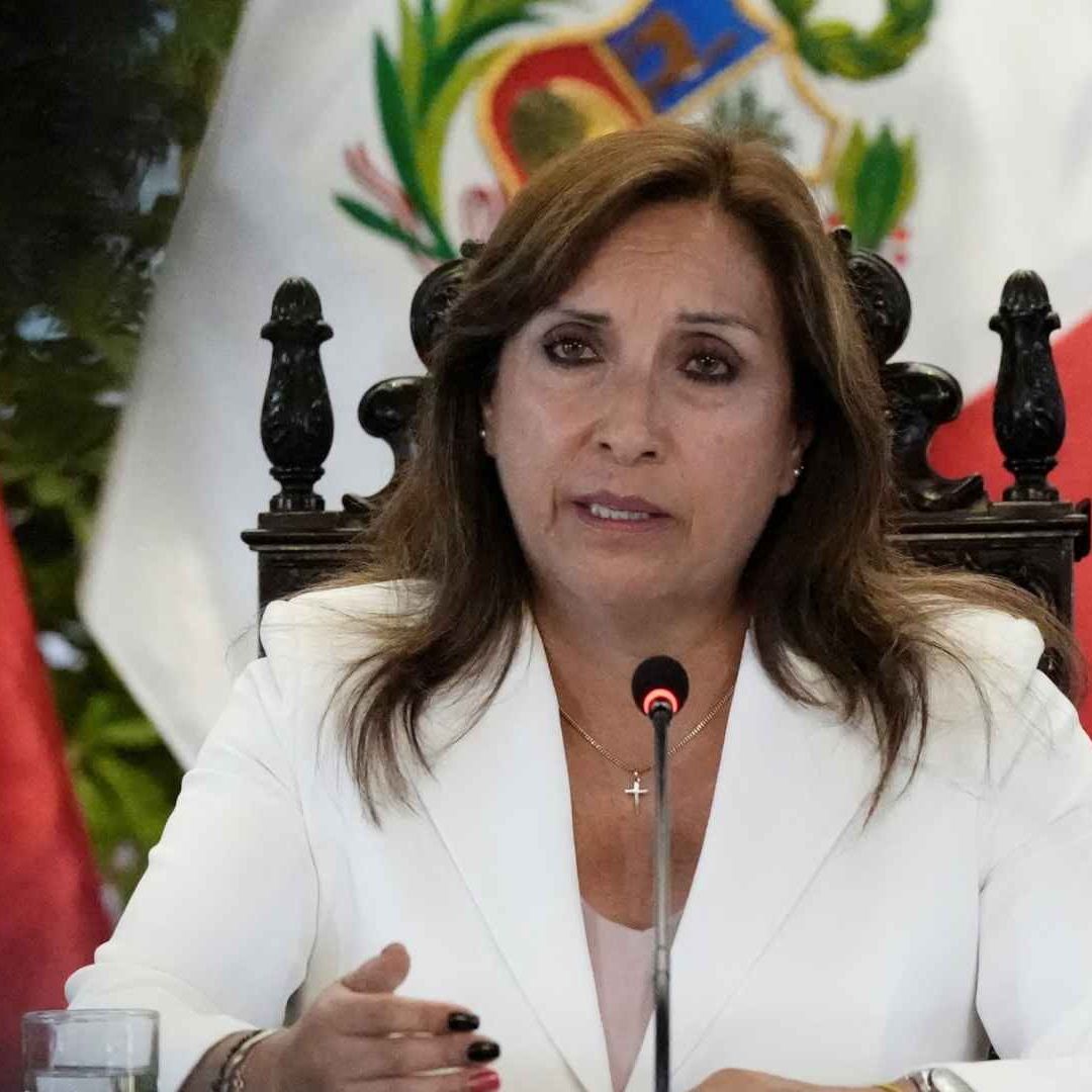 Dina Boluarte pide tregua nacional en Perú