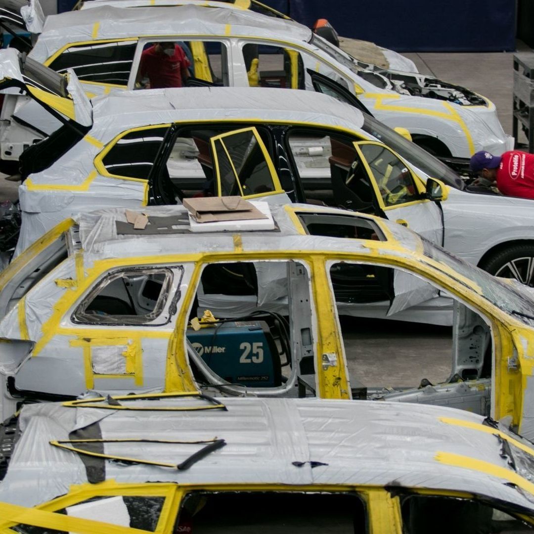 Donald Trump Amenaza con Subir los Aranceles del 25% a Autos Fabricados en Canadá