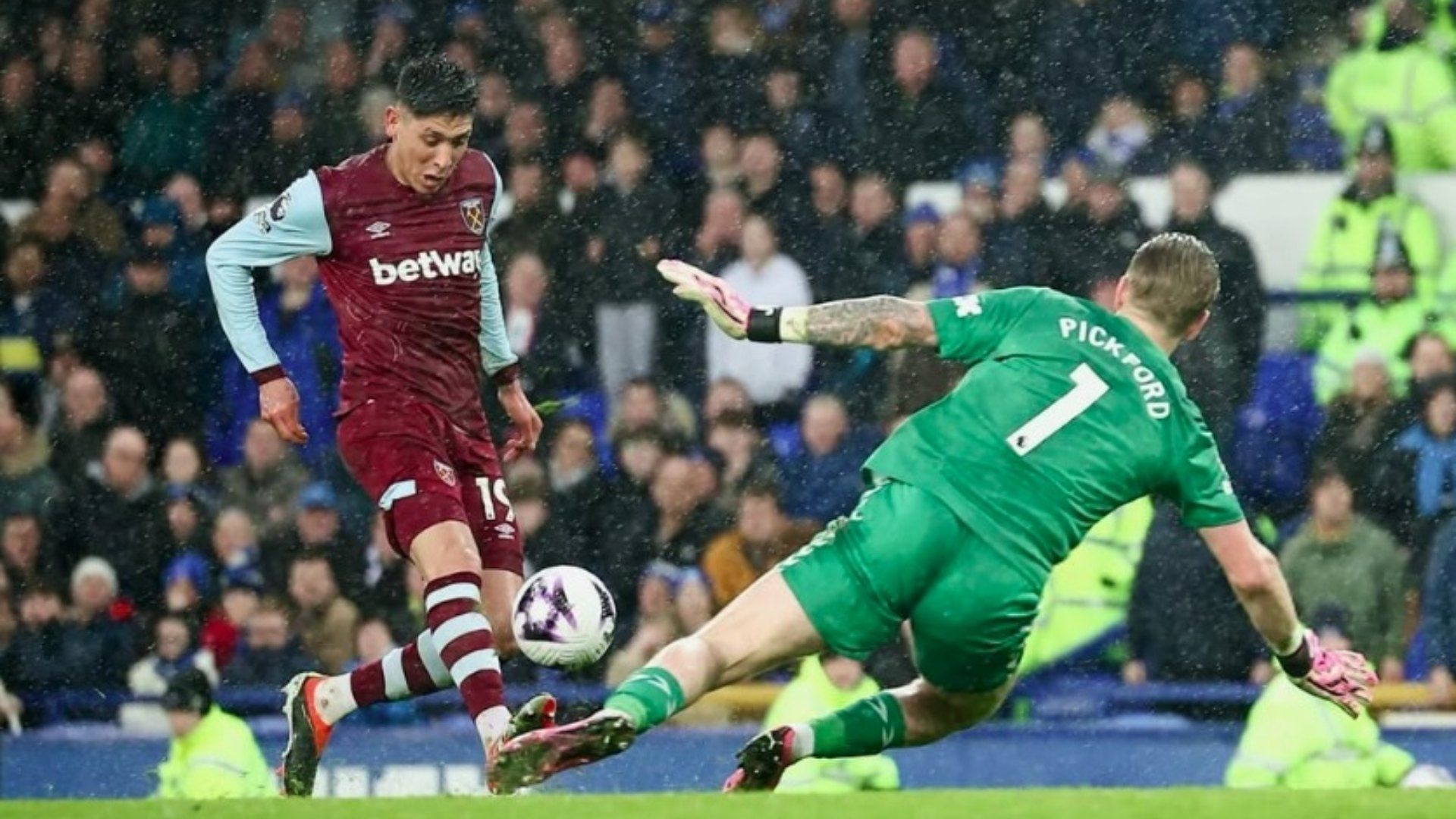 Edson Álvarez estuvo dos años en el West Ham de la Premier League.