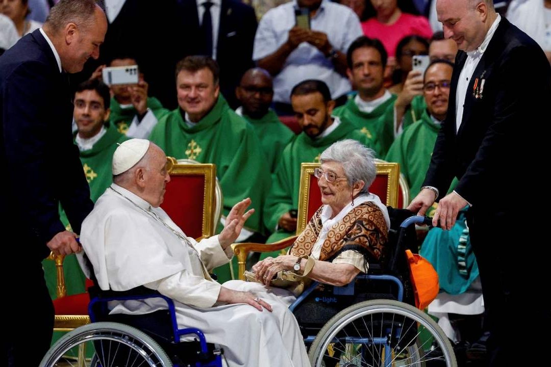 El Papa Francisco Pide No Olvidar a los Abuelos y Ancianos