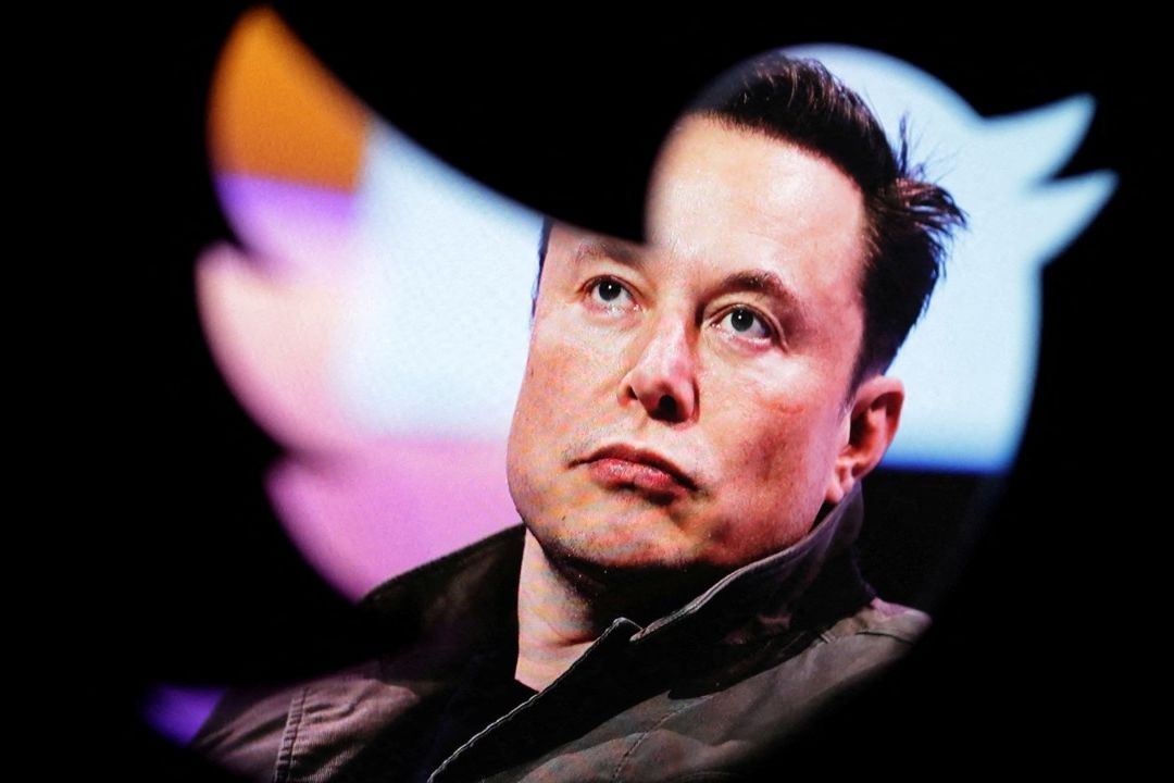 “Comprar Twitter fue bastante doloroso", afirma Elon Musk