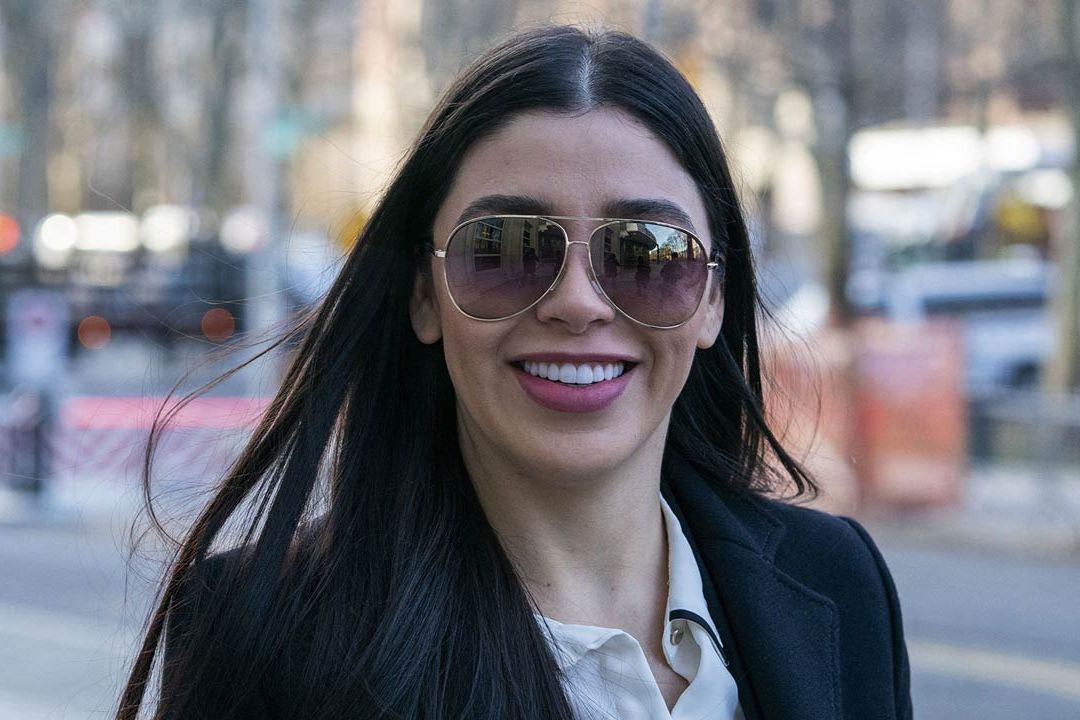 Emma Coronel, esposa de Joaquín "El Chapo" Guzmán, quedó en libertad hoy 13 de septiembre de 2023, tras ser detenida en 2021 por cargos de narcotráfico