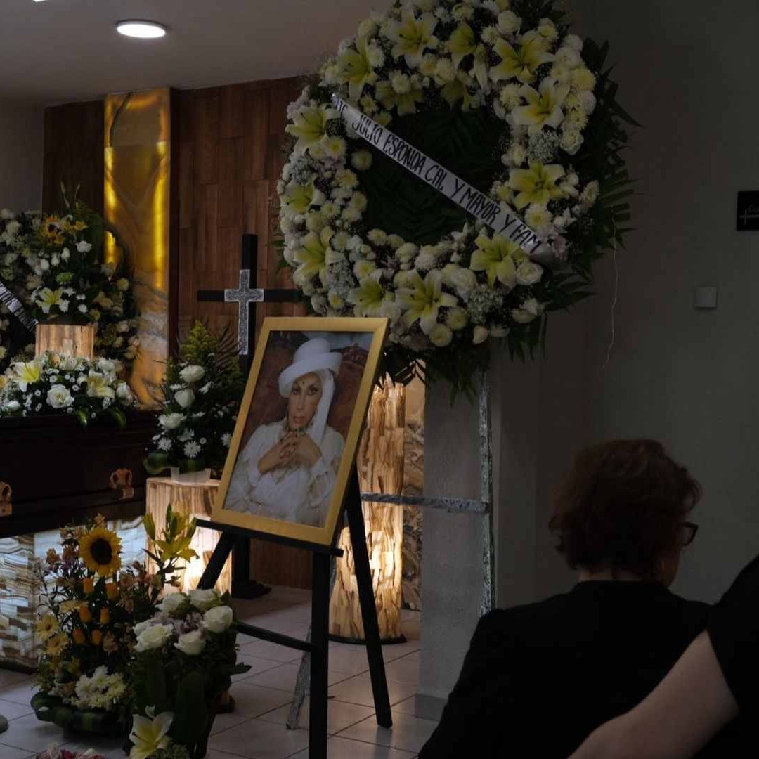 Familiares y amigos despiden a Irma Serrano 'La Tigresa' en Chiapas