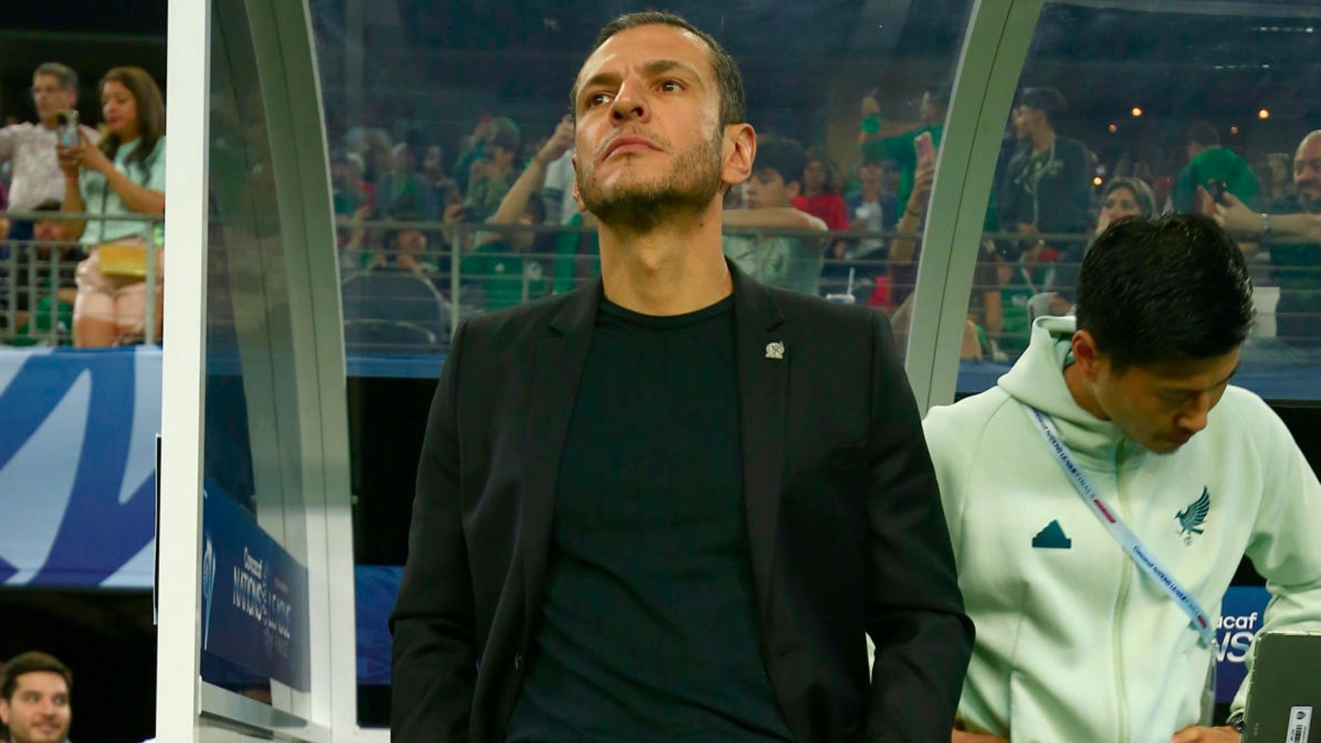 Un sector de la afición mexicana pide el cese de Jaime Lozano. Foto: EFE