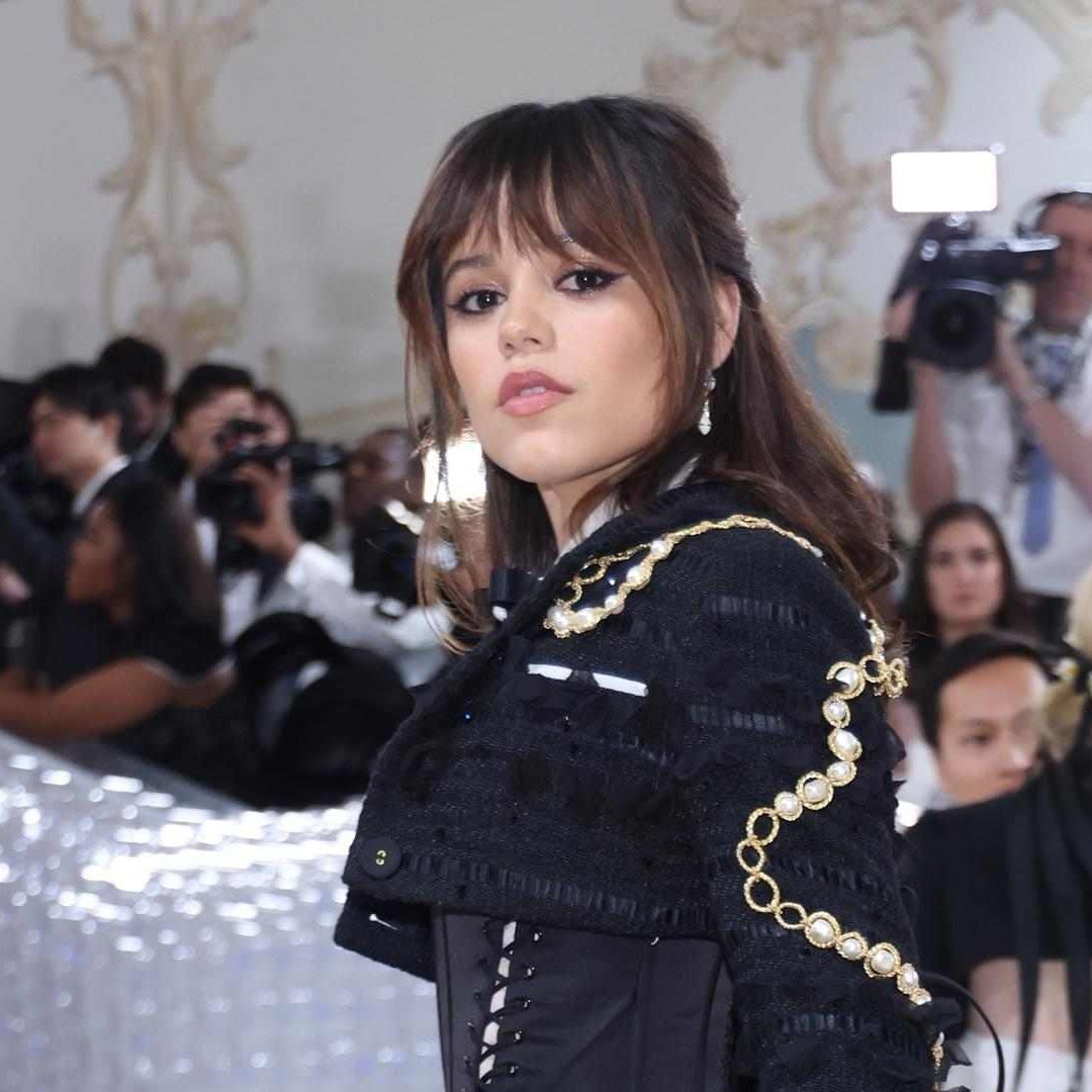 Jenna Ortega durante el evento de la Met Gala 2023