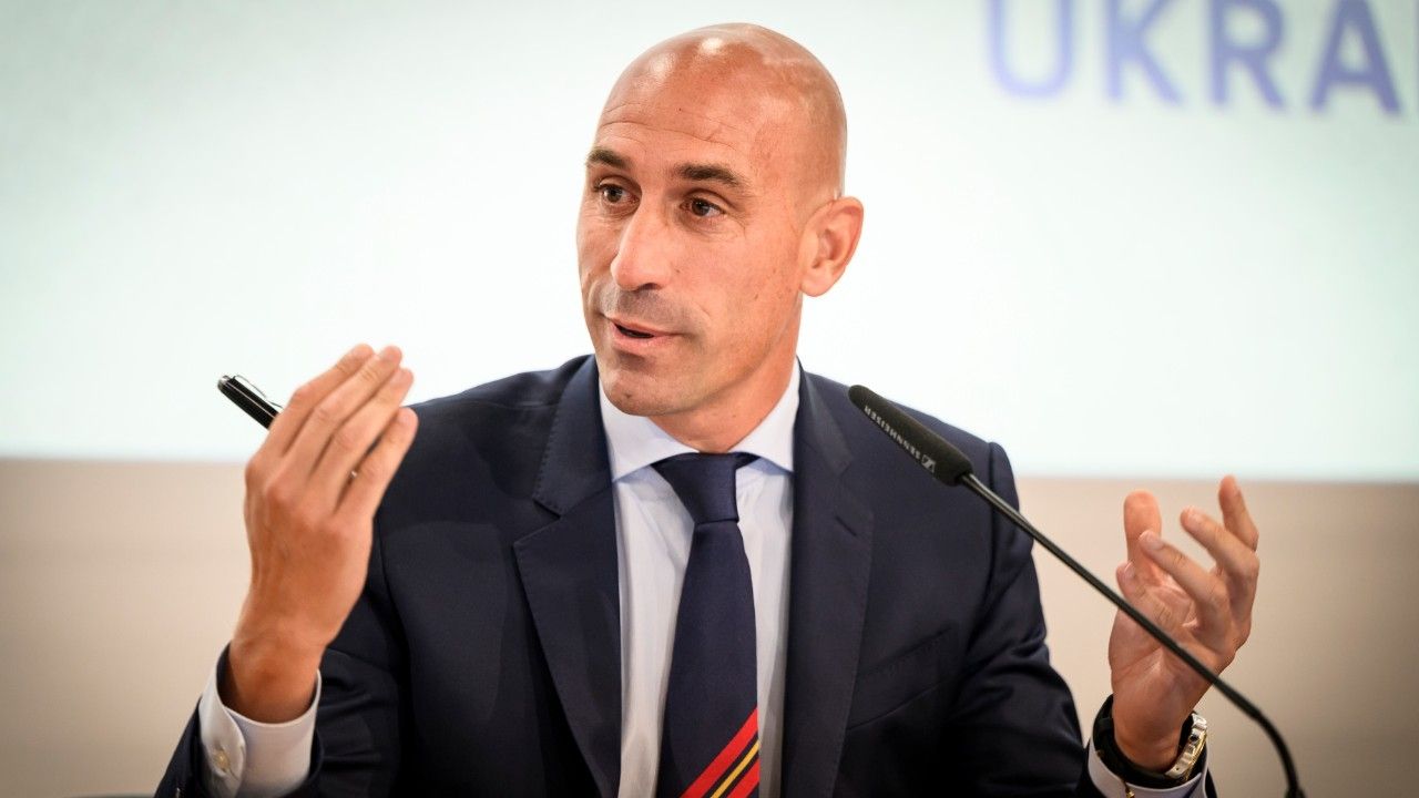 Este es el dinero que perdería Luis Rubiales por salir de la RFEF y la UEFA