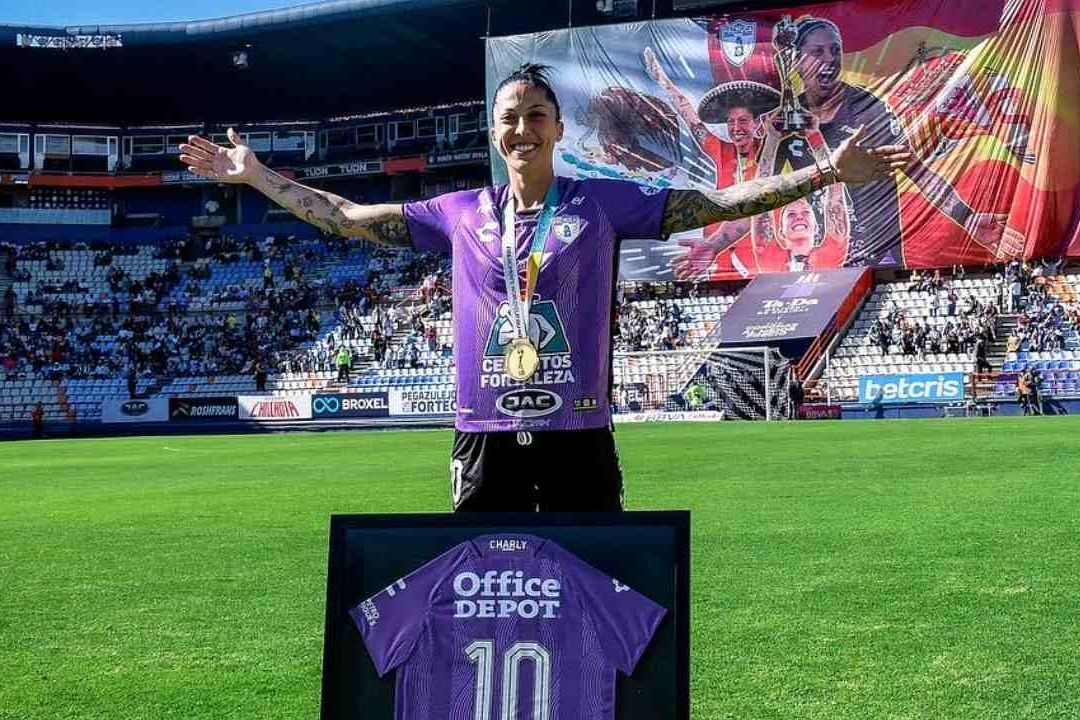 El Club Pachuca de Futbol dio la bienvenida a Jenni Hermoso tras regresar a México del Mundial Femenil 2023 que ganó con España