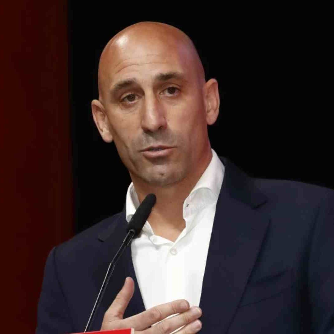 Polémica por Beso a Jenni Hermoso Tiene Intereses Espurios: Rubiales