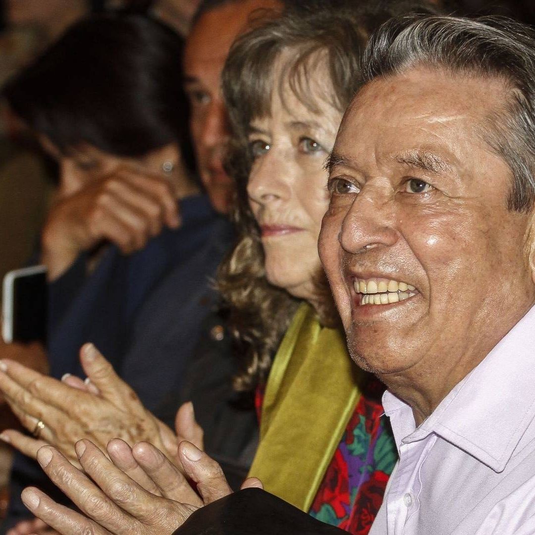 El escritor José Agustín, de la llamada literatura de la Onda, es autor de libros como La tumba y De perfil