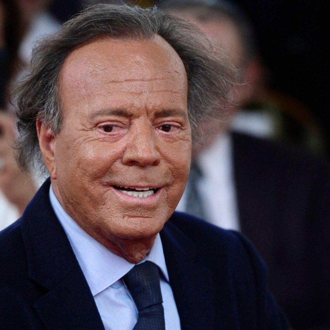 Julio Iglesias Pide Archivar Investigación en Su Contra Sobre Agresiones Sexuales.