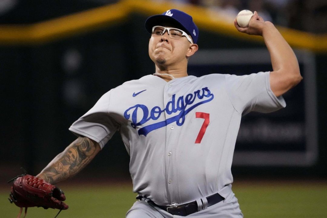 Julio Urías Es Suspendido Indefinidamente por la MLB tras Arresto por Violencia Doméstica