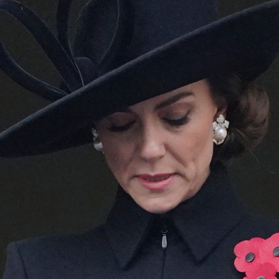 Kate Middleton Pide "Disculpas" por Foto Familiar; Admite que Fue Retocada