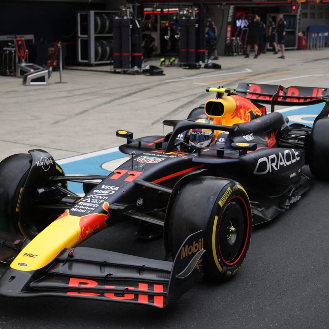 'Checo' Pérez durante la sesión de clasificación de sprint antes del Gran Premio de China