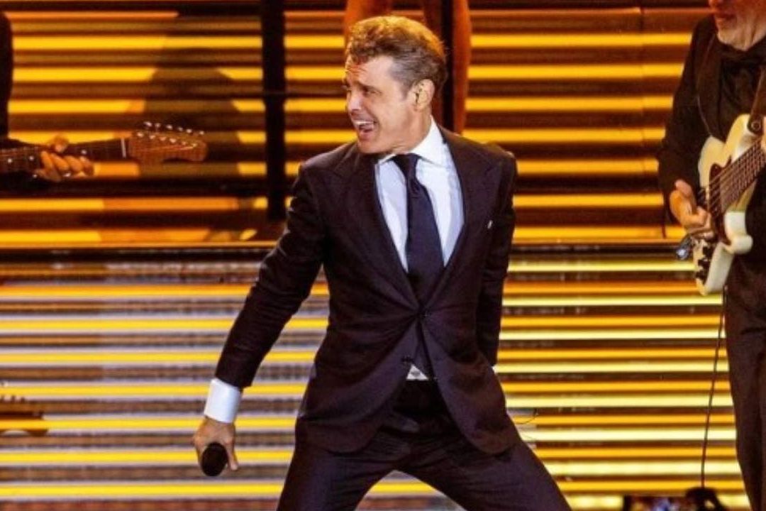 Luis Miguel Pospone Concierto, ¿Asistirá a Boda de Michelle Salas?