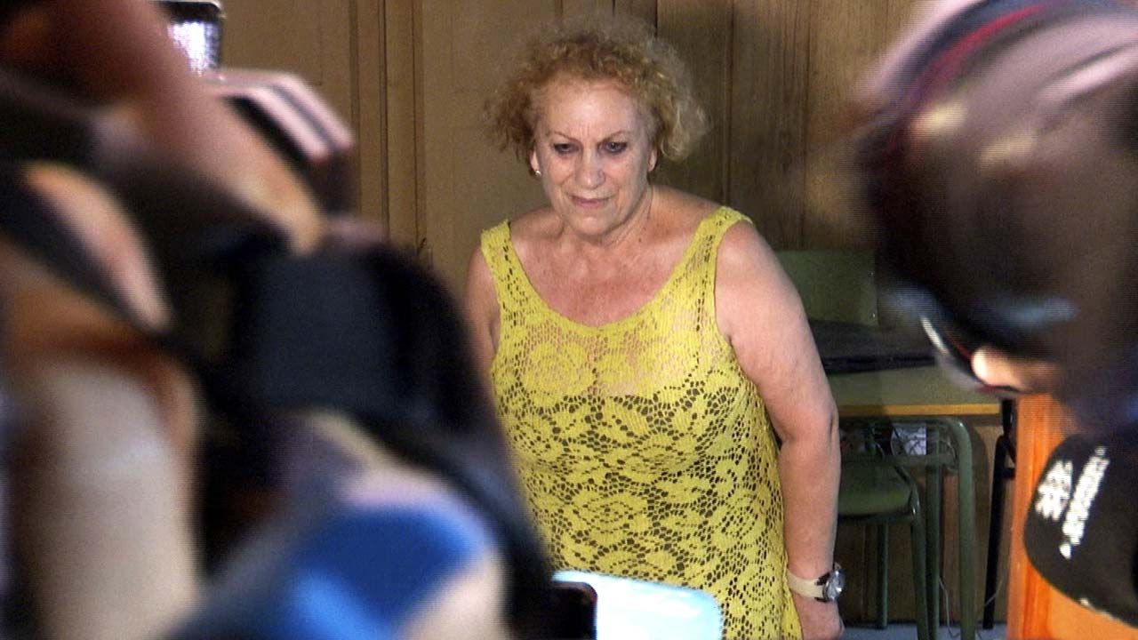 Ángeles Béjar, madre de Luis Rubiales, fue trasladada al Hospital Santa Ana de Motril