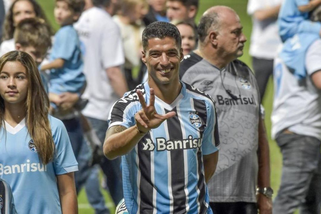 El jugador uruguayo, Luis Suárez, durante su presentación con el Gremio el 4 de enero de 2023