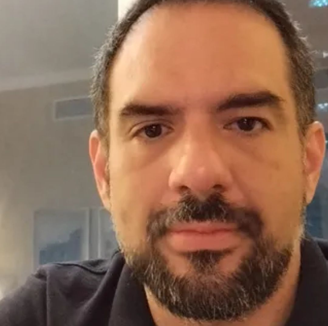 Manuel Guerrero Queda en Libertad y Tras Salir de Qatar Vuela a Londres
