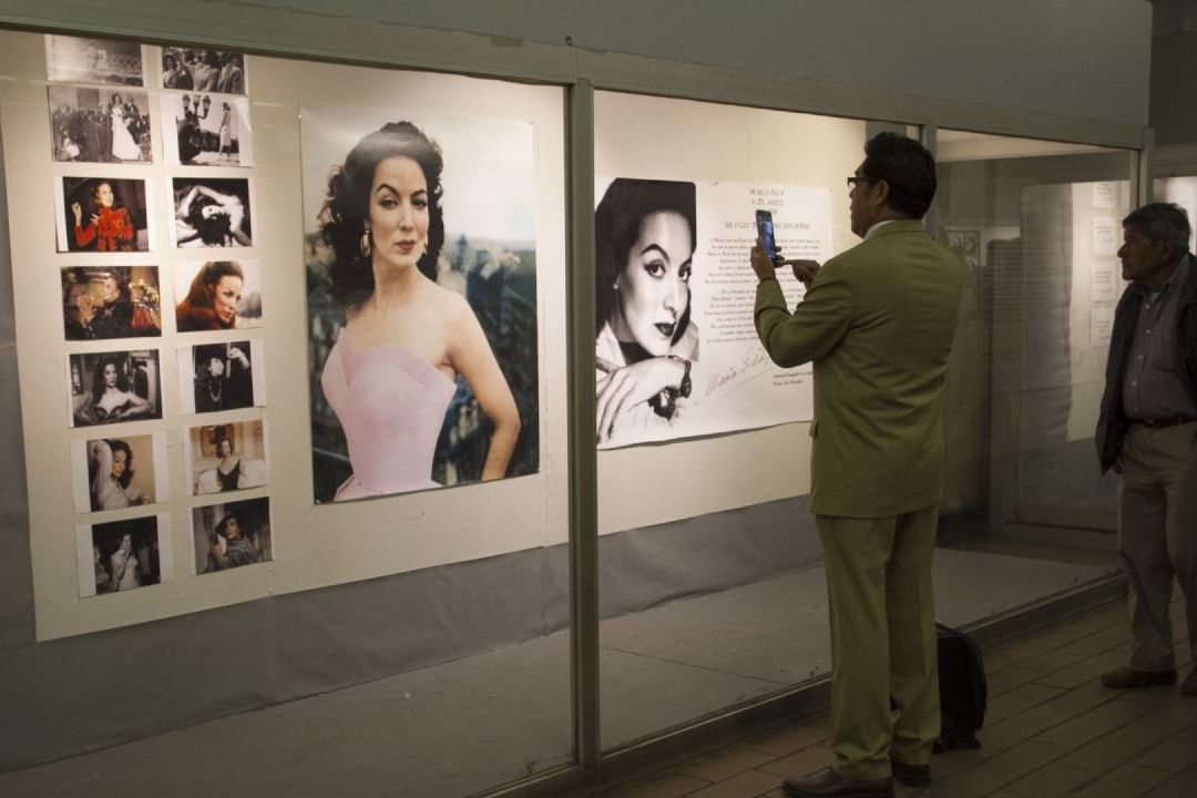 María Félix: Fundación Compra 40 Vestidos de la Colección de 'La Doña'