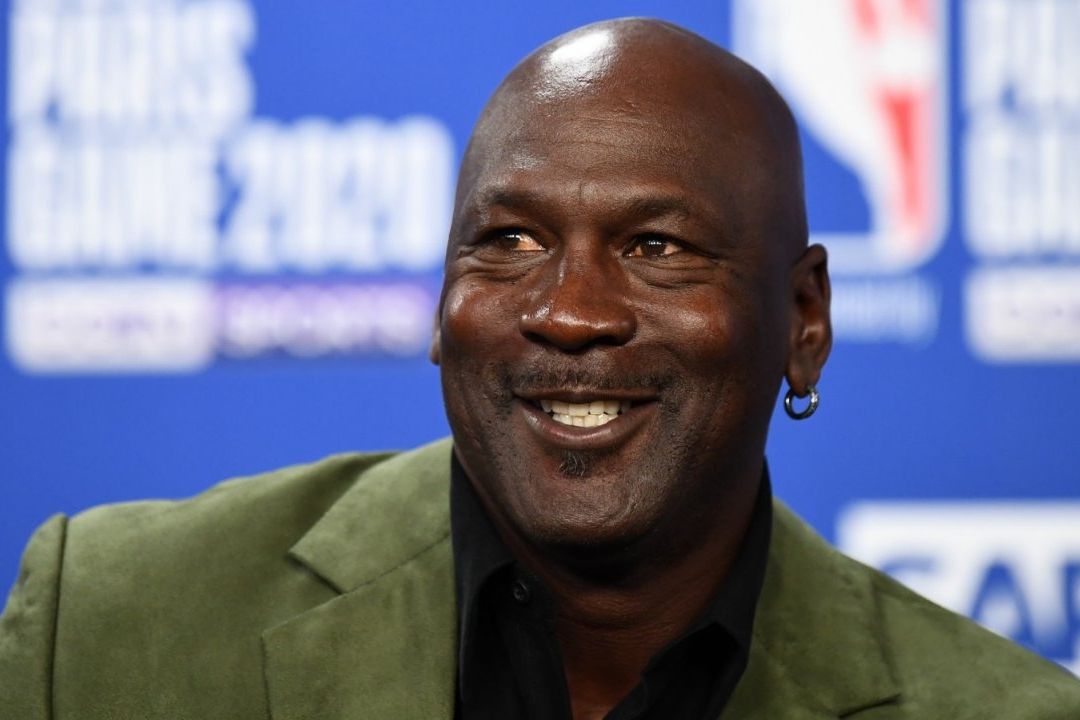 Michael Jordan deja de ser socio mayoritario y presidente de los Charlotte Hornets