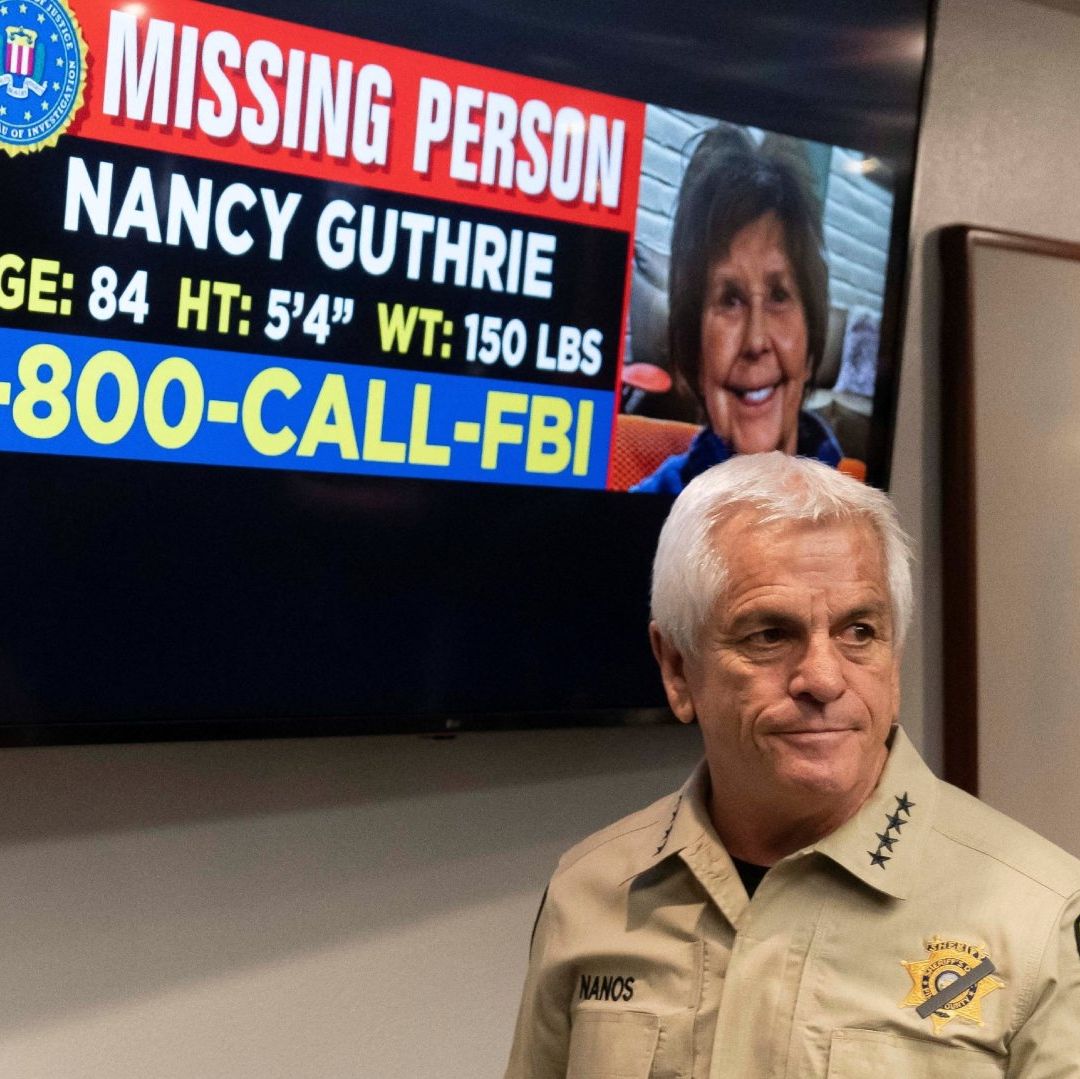 Autoridades continúan la búsqueda de Nancy Guthrie.