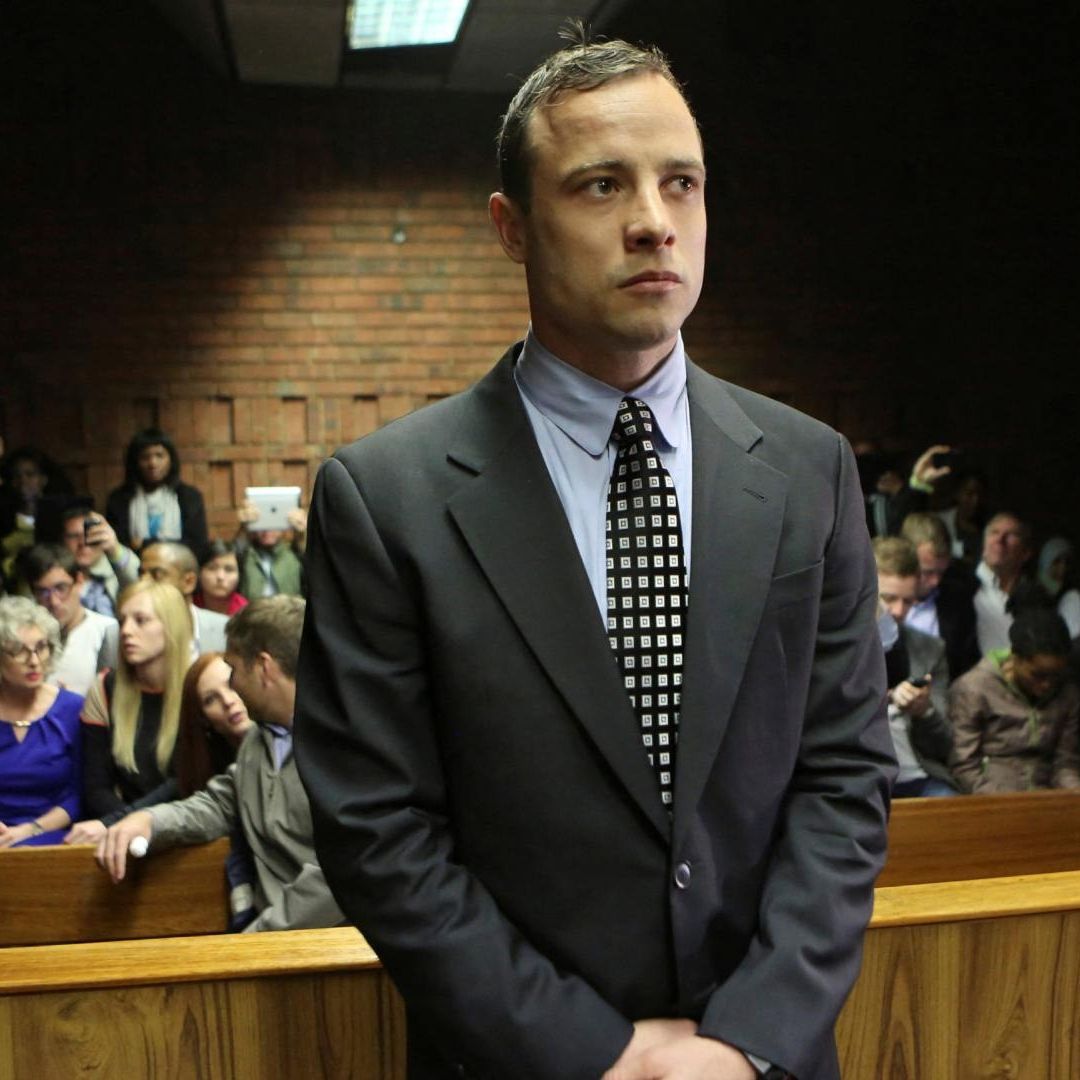 Pistorius, que ahora tiene 37 años, lleva ocho años y medio en la cárcel y siete meses en arresto domiciliario antes de ser condenado por asesinato