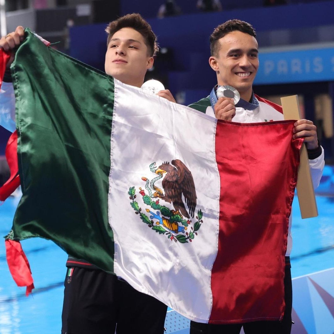 Juan Manuel Celaya y Osmar Olvera ganan medalla de plata en clavados en Juegos Olímpicos París 2024