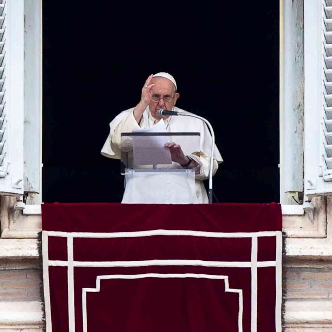 El papa Francisco expresó su cercanía con el pueblo de Ecuador tras el terremoto